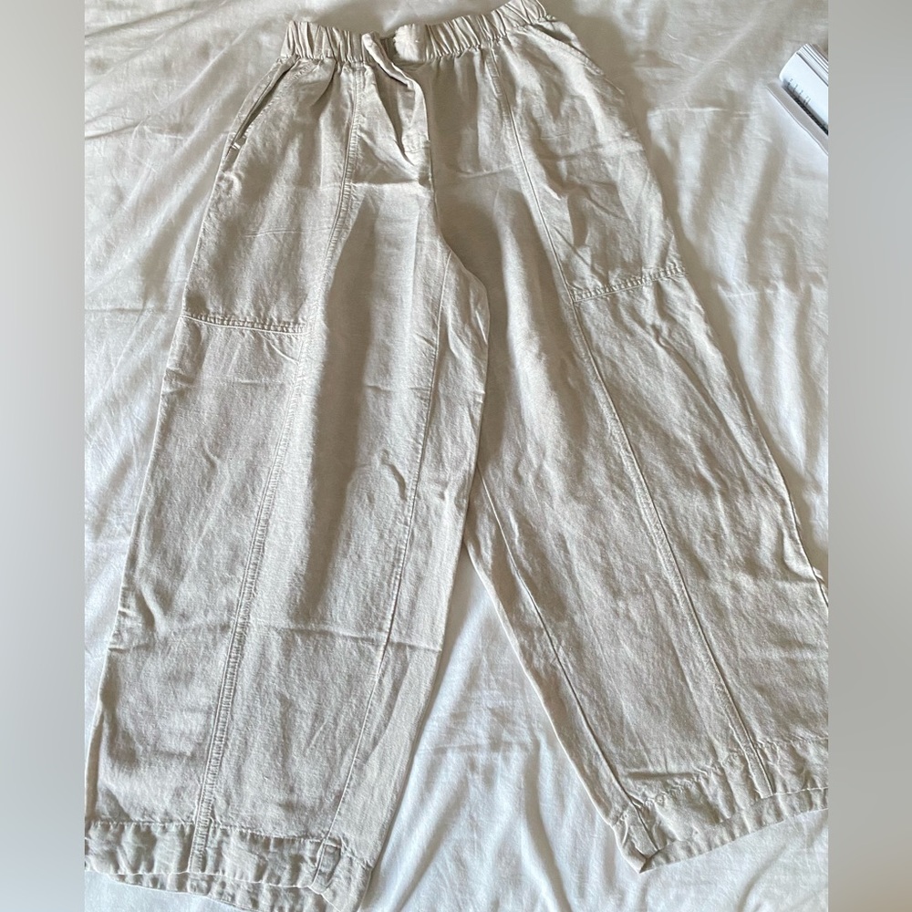OYSHO. Linen pants beige